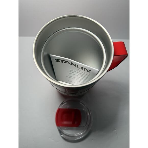 Stanley X Target Exclusive CANDY CANE TWIST 24oz Camp Mug BNWT - Picture 6 of 6